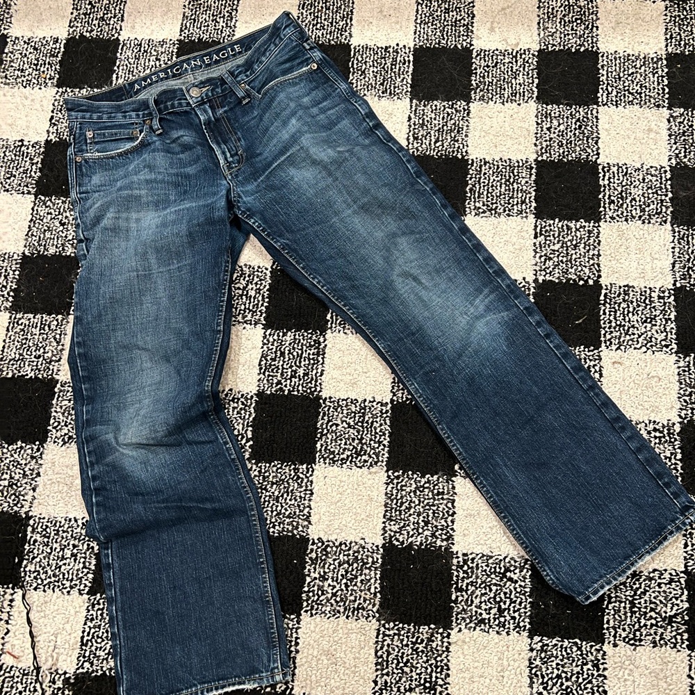 33/32 American Eagle jeans see pictures for wear at bottom jeans